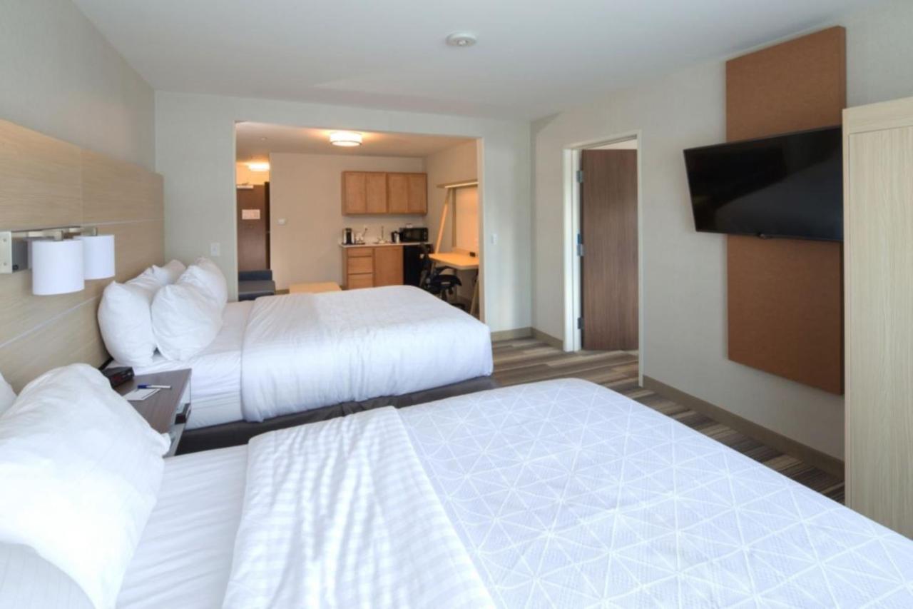 Holiday Inn Express & Suites - Portage By Ihg Exterior photo