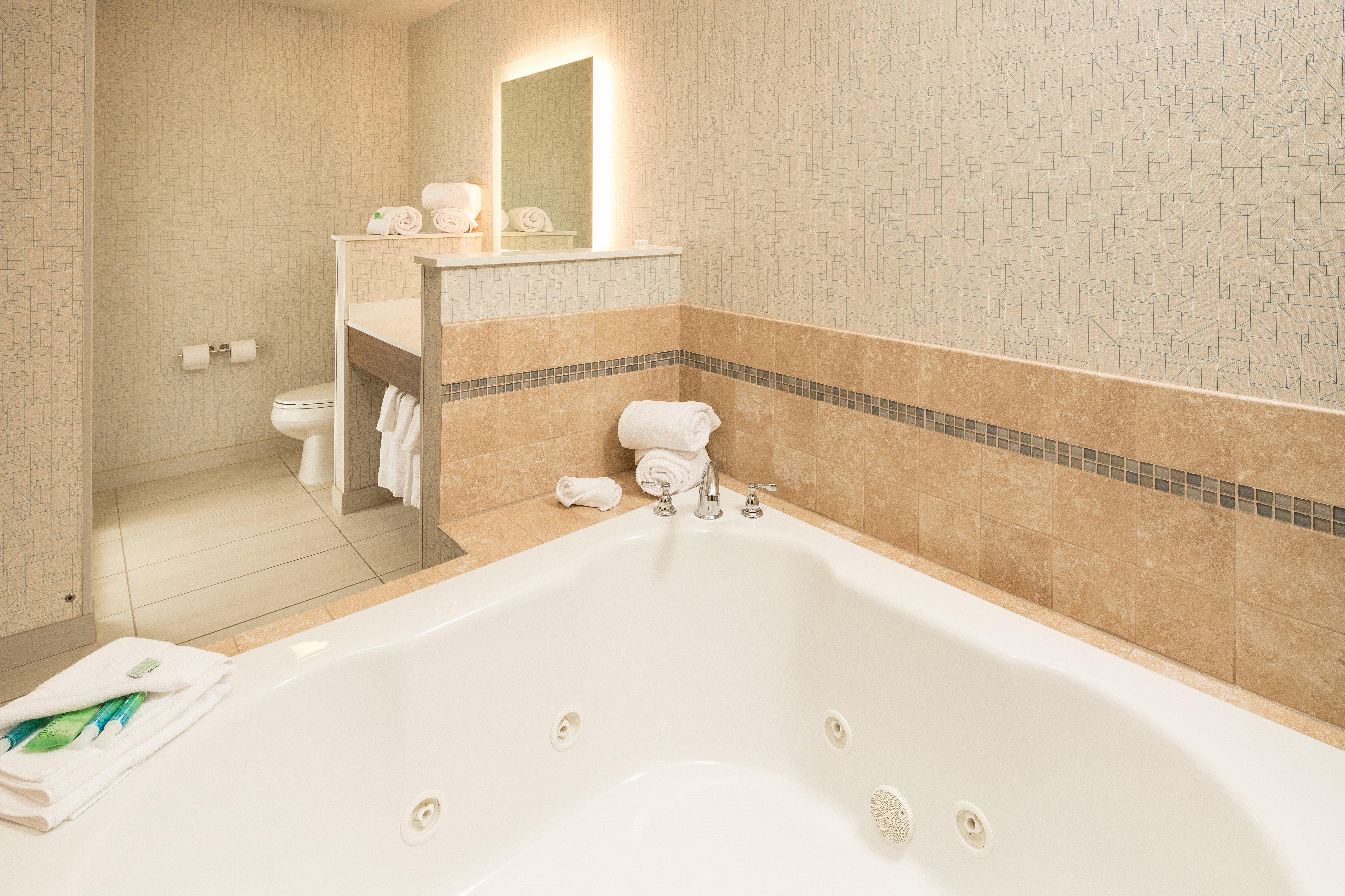 Holiday Inn Express & Suites - Portage By Ihg Exterior photo