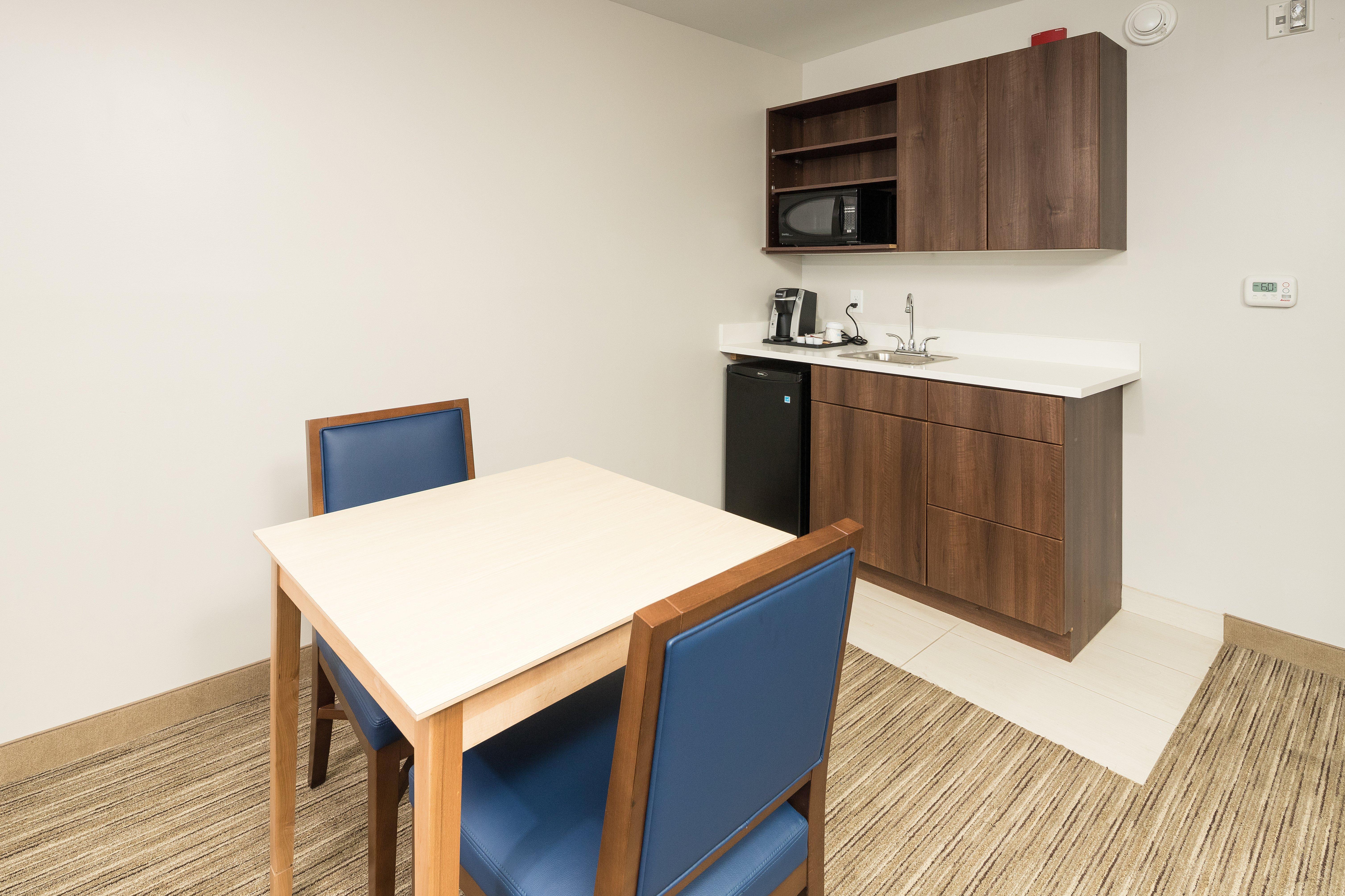 Holiday Inn Express & Suites - Portage By Ihg Exterior photo