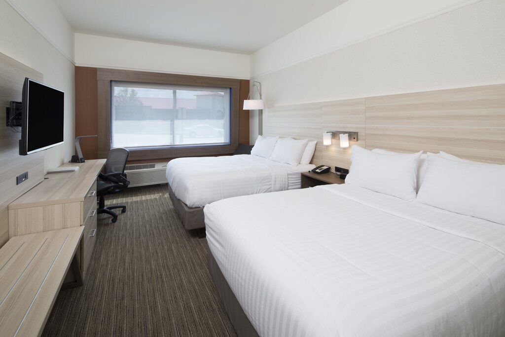 Holiday Inn Express & Suites - Portage By Ihg Exterior photo